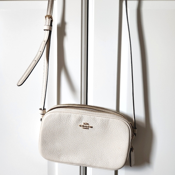Coach white crossbody bag gold hardware Sadie - Picture 2 of 12